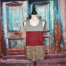 Load image into Gallery viewer, Color block tank top with leopard print