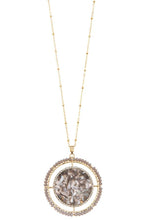 Cargar imagen en el visor de la galería, Faceted bead acetate circle pendant necklace set