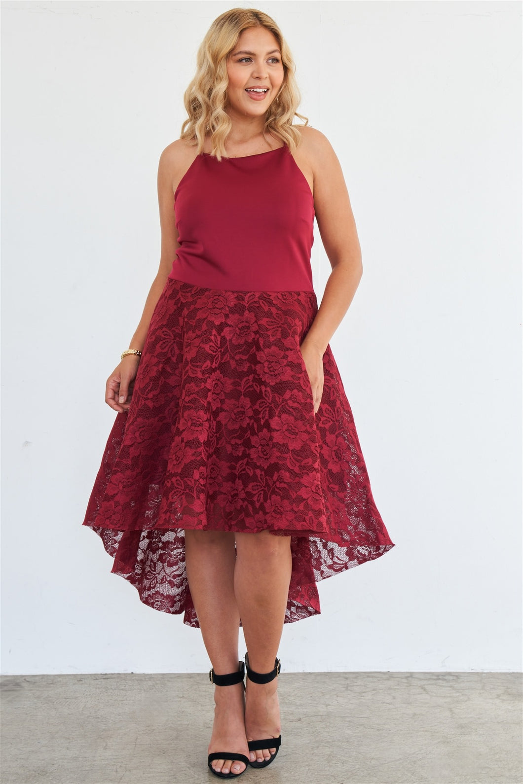 Plus Size Cabernet Square Neckline Hi-low Floral Lace Maxi Dress
