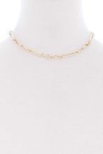 Load image into Gallery viewer, Metal Single Chain Short Necklace