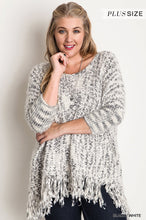 Load image into Gallery viewer, Chunky Knit Sweater Frayed Trim