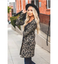 Load image into Gallery viewer, Leopard Print Pocketed Cardigan