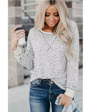 Load image into Gallery viewer, Gray Leopard Print Top